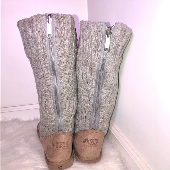 VICTORIA’S SECRET PINK MUKLUKS ZIPPER BACK WITH BLACK FAUX FUR 2006 COLLECTION - Picture 2 of 15